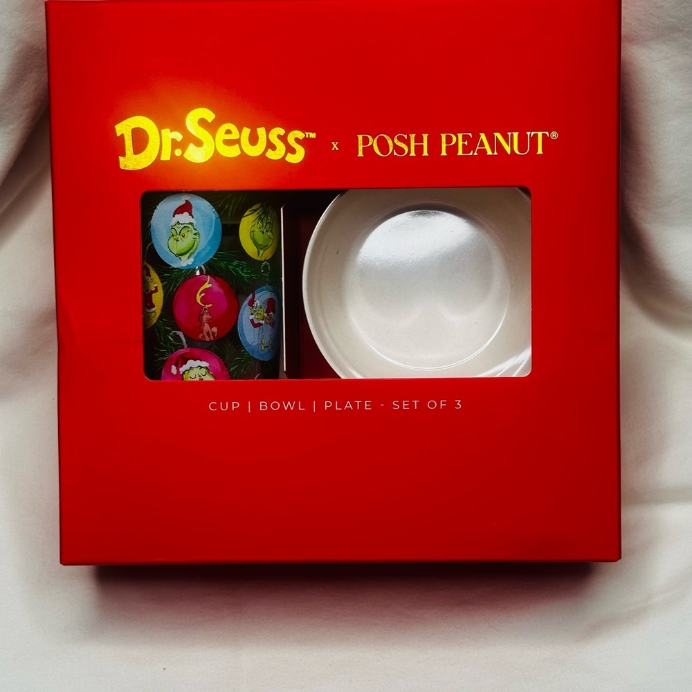 Posh Peanut x Dr. Seuss Red Dinnerware Set